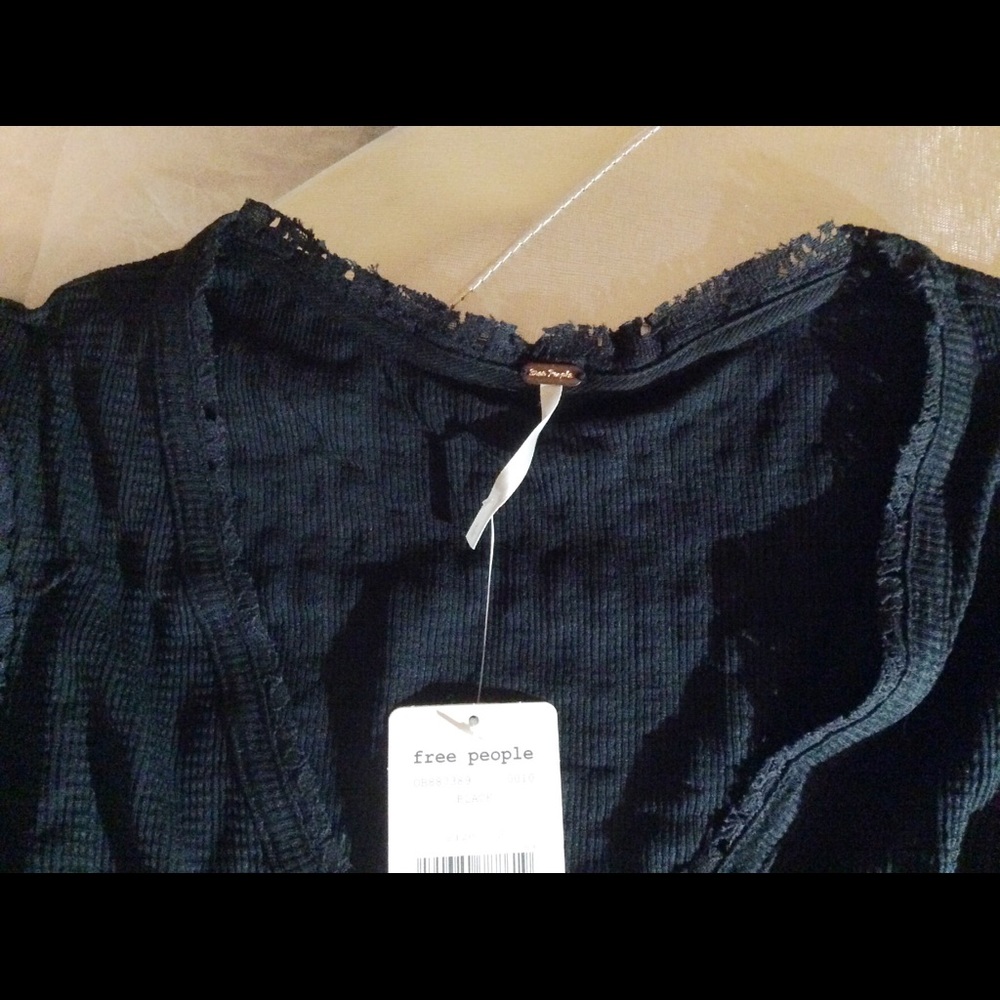 FREE PEOPLE ST JAMES Tee NWT SZ SM BLK - Picture 5 of 7